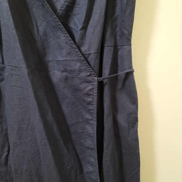 Gap Wrap Around Dress - Picture 3 of 9